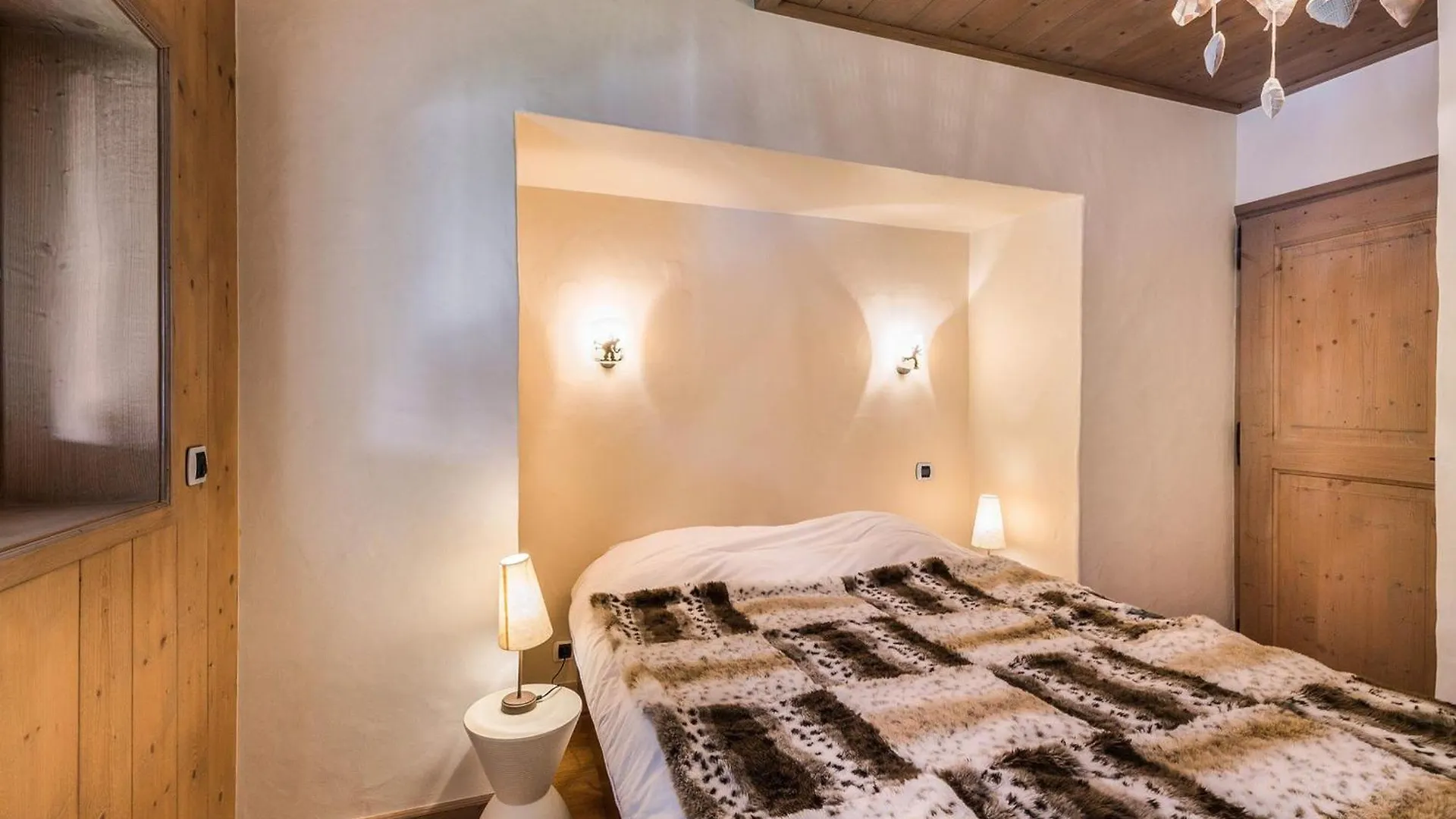 Appartement 5 Pieces Luxe Au Centre De Megeve, Proche Telecabines, 4 Chambres, Garage, Balcon - Fr-1-453-168 Frankrijk